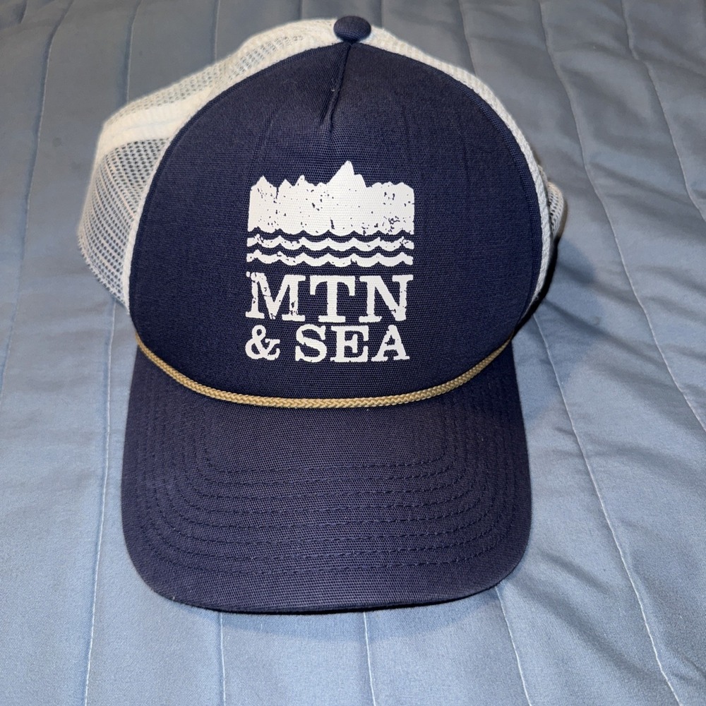 Patagonia Hat Cap Snap Back Blue White Mesh Trucker MTN & SEA Graphic Mens